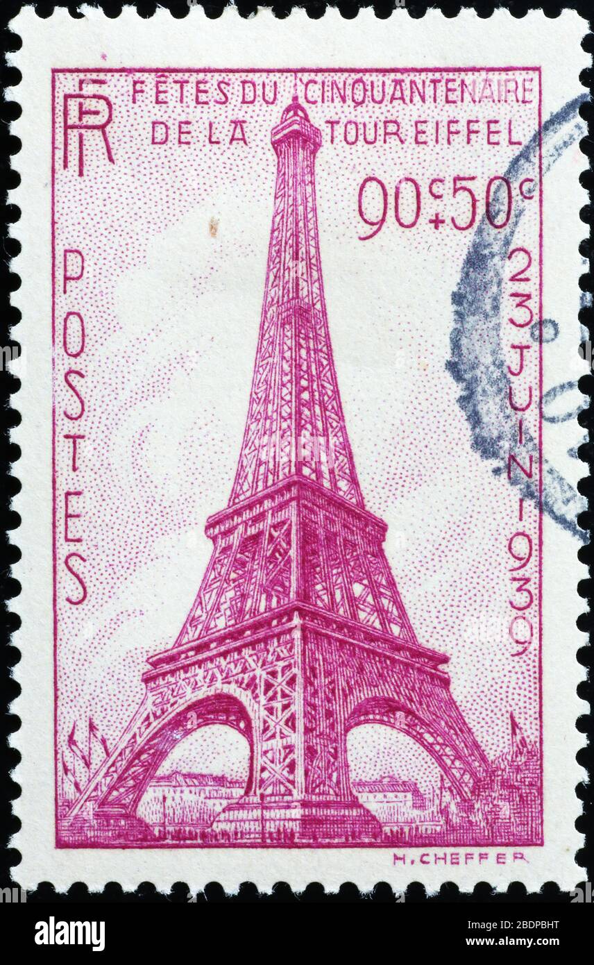Vecchio francobollo francese che celebra la famosa Tour Eiffel Foto Stock