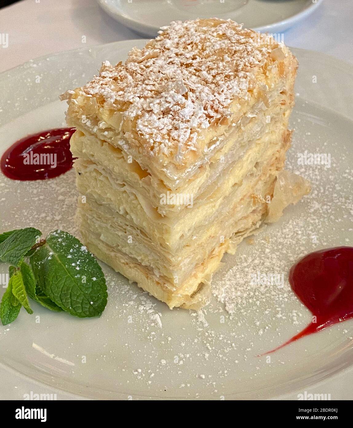 Gustoso dessert - torta Napoleone dalla Russia Foto Stock