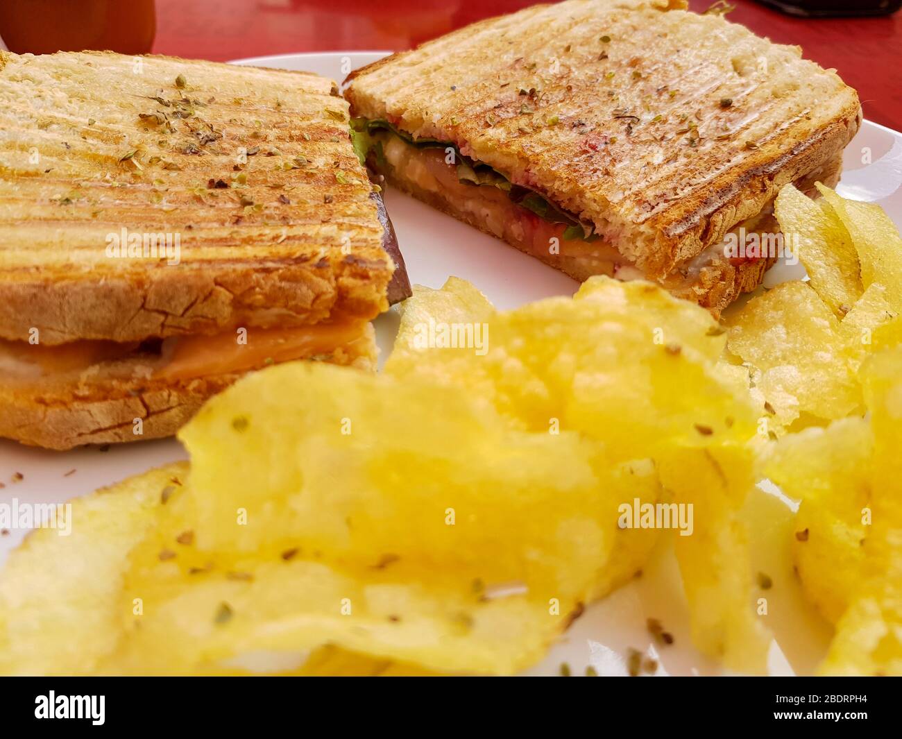 Delizioso toast sandwich e patatine fritte Foto Stock