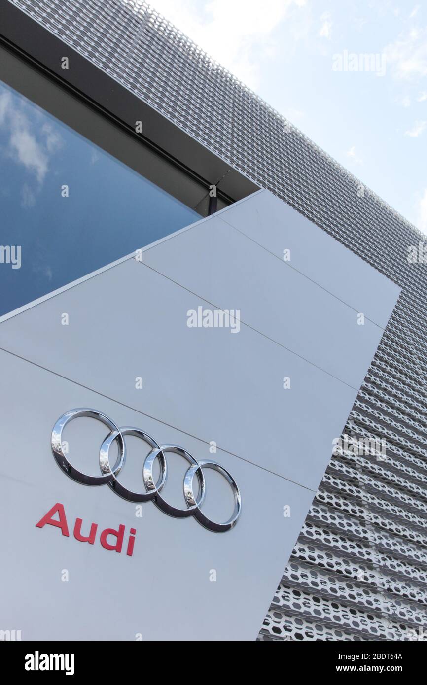 Concessionaria Audi Foto Stock