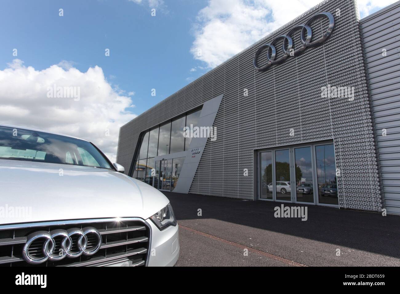 Concessionaria Audi Foto Stock