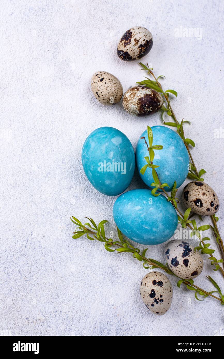 Uova di Pasqua di colore blu Foto Stock