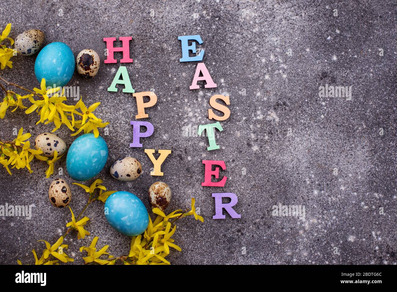 Uova di Pasqua di colore blu Foto Stock