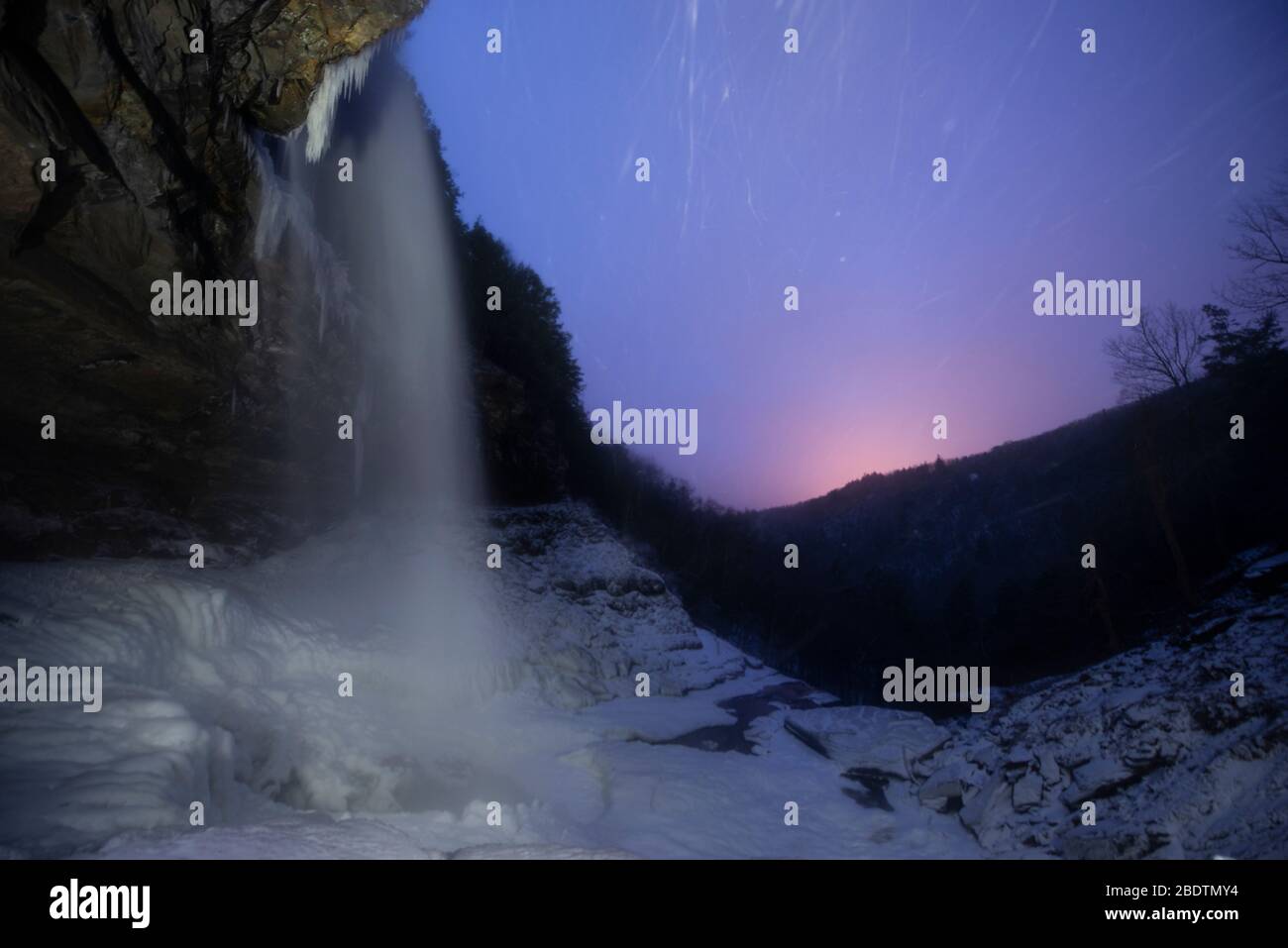 Kaaterskill Falls, le cascate più alte di New York in inverno Foto Stock