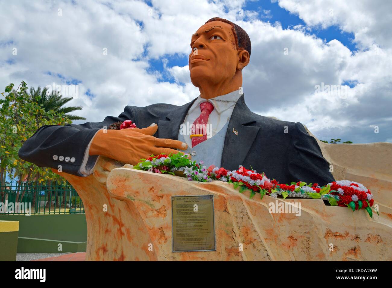 Sir Vere Cornwall Bird Memorial, Hero's Park, St John's, Antigua Island, Antigua & Barbuda, Caraibi Foto Stock