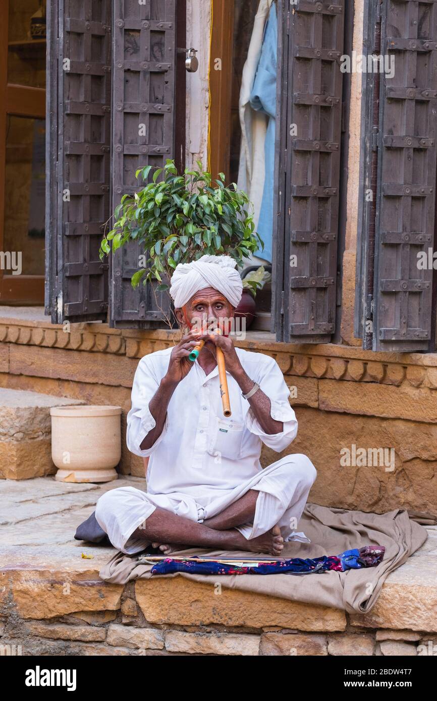 Musicista tradizionale Jaisalmer Fort Rajasthan India Foto Stock