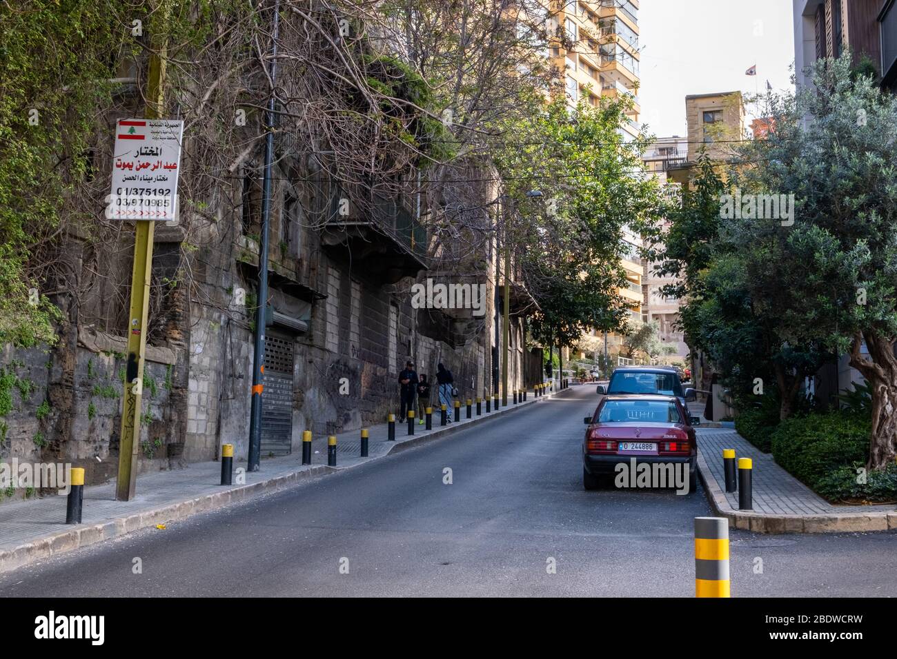 Beirut, Libano, 9 aprile 2020, strada vuota a Beirut a causa delle misure adottate contro il coronavirus, Hassan Chamoun/Alamy Foto Stock