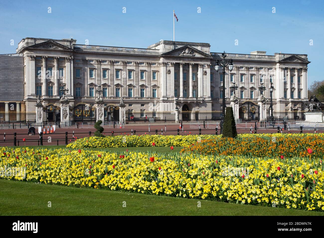 Buckingham Palace, sede della HM the Queen a Londra. Foto Stock