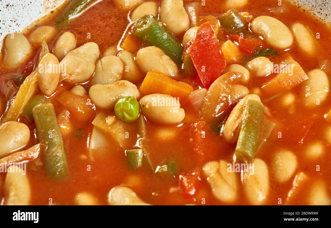 Bob v garne - Bean Guvech tipico cibo bulgaro Foto Stock