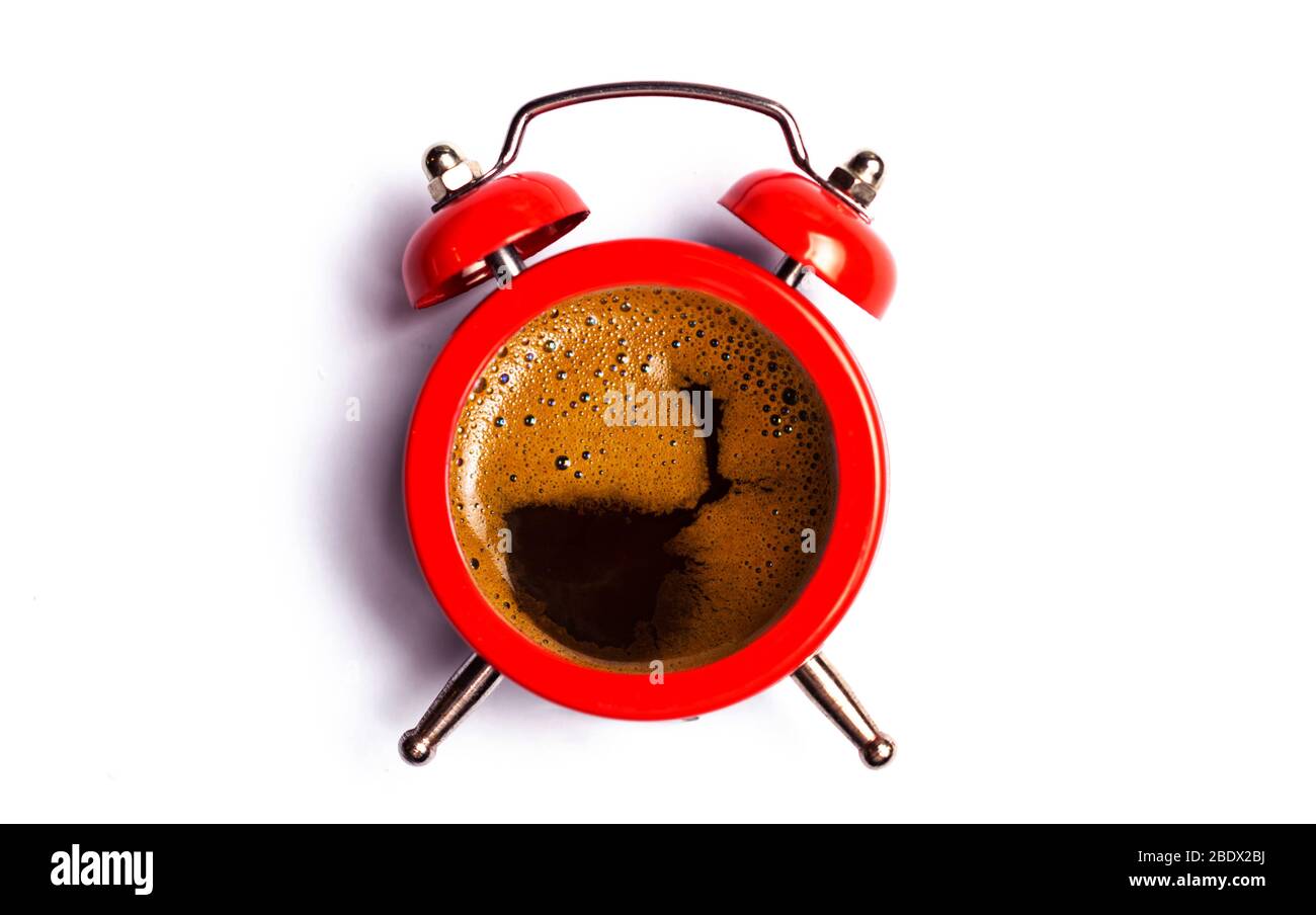 Concetto di orario del caffè con vista dall'alto isolata a forma di orologio Foto Stock