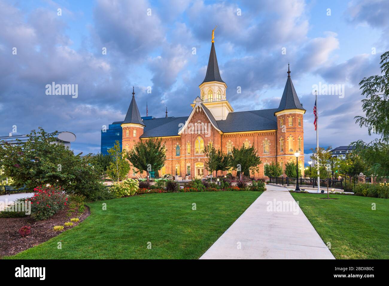 Provo, Utah, USA a Provo centro città tempio al crepuscolo. Foto Stock
