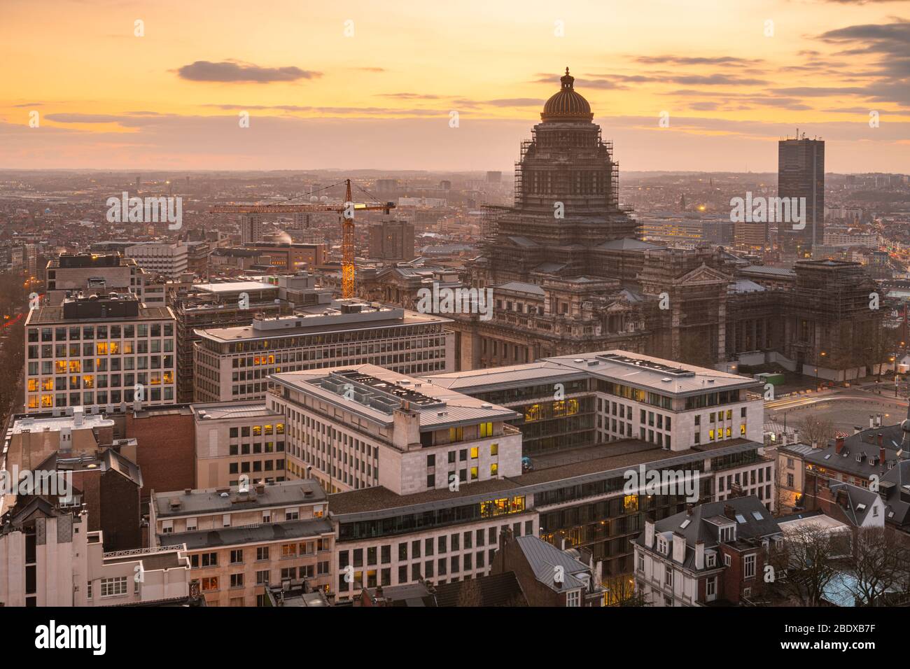 Bruxelles, Belgio paesaggio urbano al Palais de Justice durante il tramonto. Foto Stock