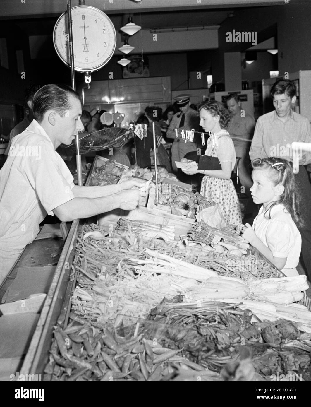 Negozio di alimentari, Shopping, 1942 Foto Stock