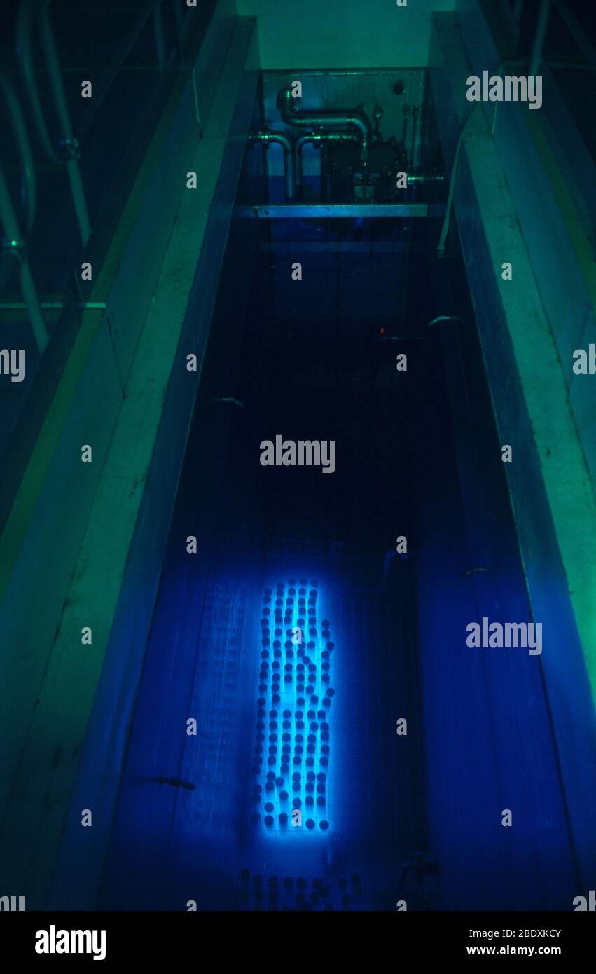 Pool di stoccaggio dei residui nucleari Foto Stock