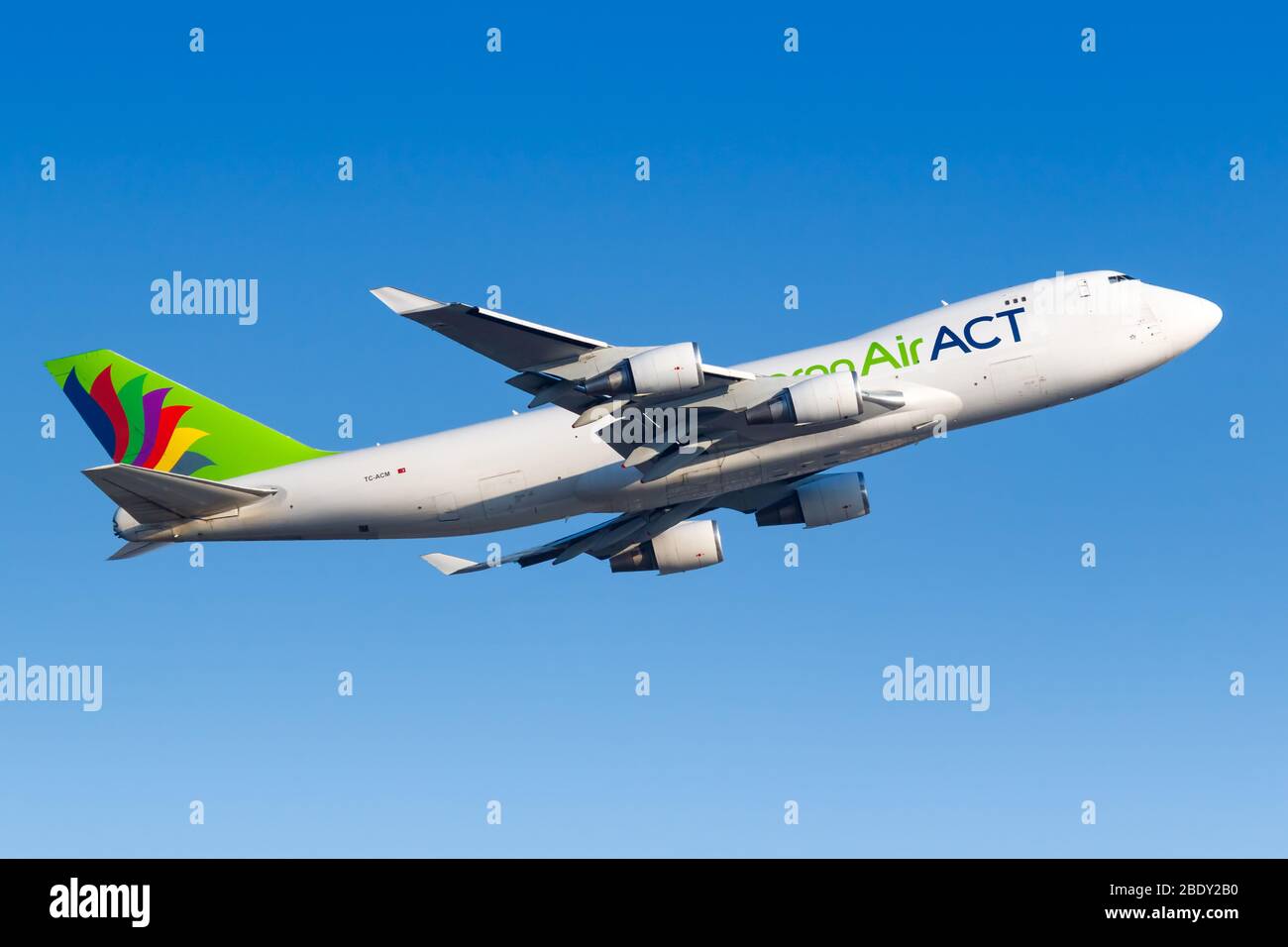 Francoforte, Germania – 7 aprile 2020: AEREO ACT MyCargo Airlines Boeing 747-400ERF all'aeroporto di Francoforte (fra) in Germania. Boeing è un aereo americano Foto Stock