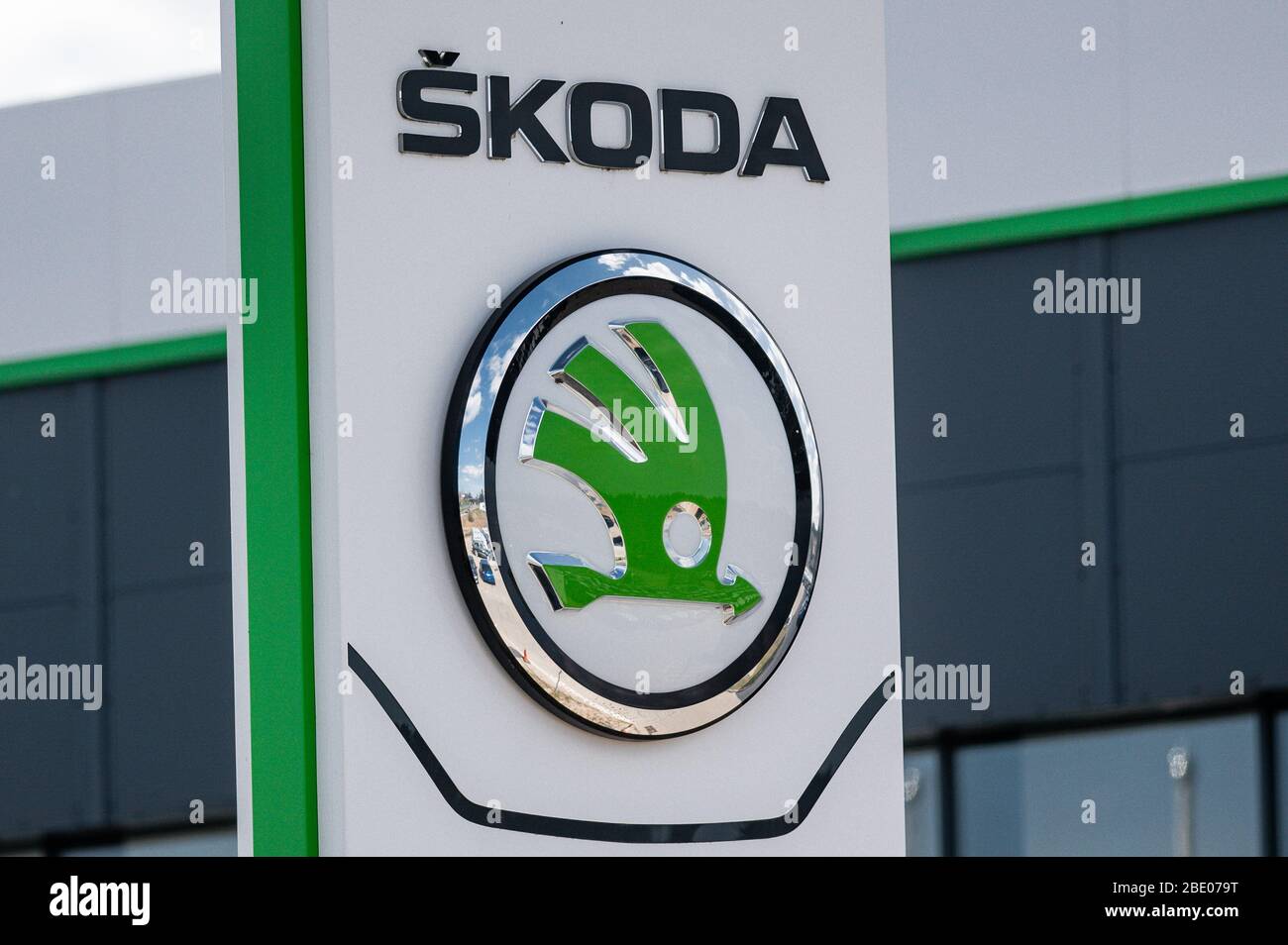 Danzica, Polonia. 10 aprile 2020. Logo Skoda in Gdansk. Credit: Mateusz Slodkowski/SOPA Images/ZUMA Wire/Alamy Live News Foto Stock