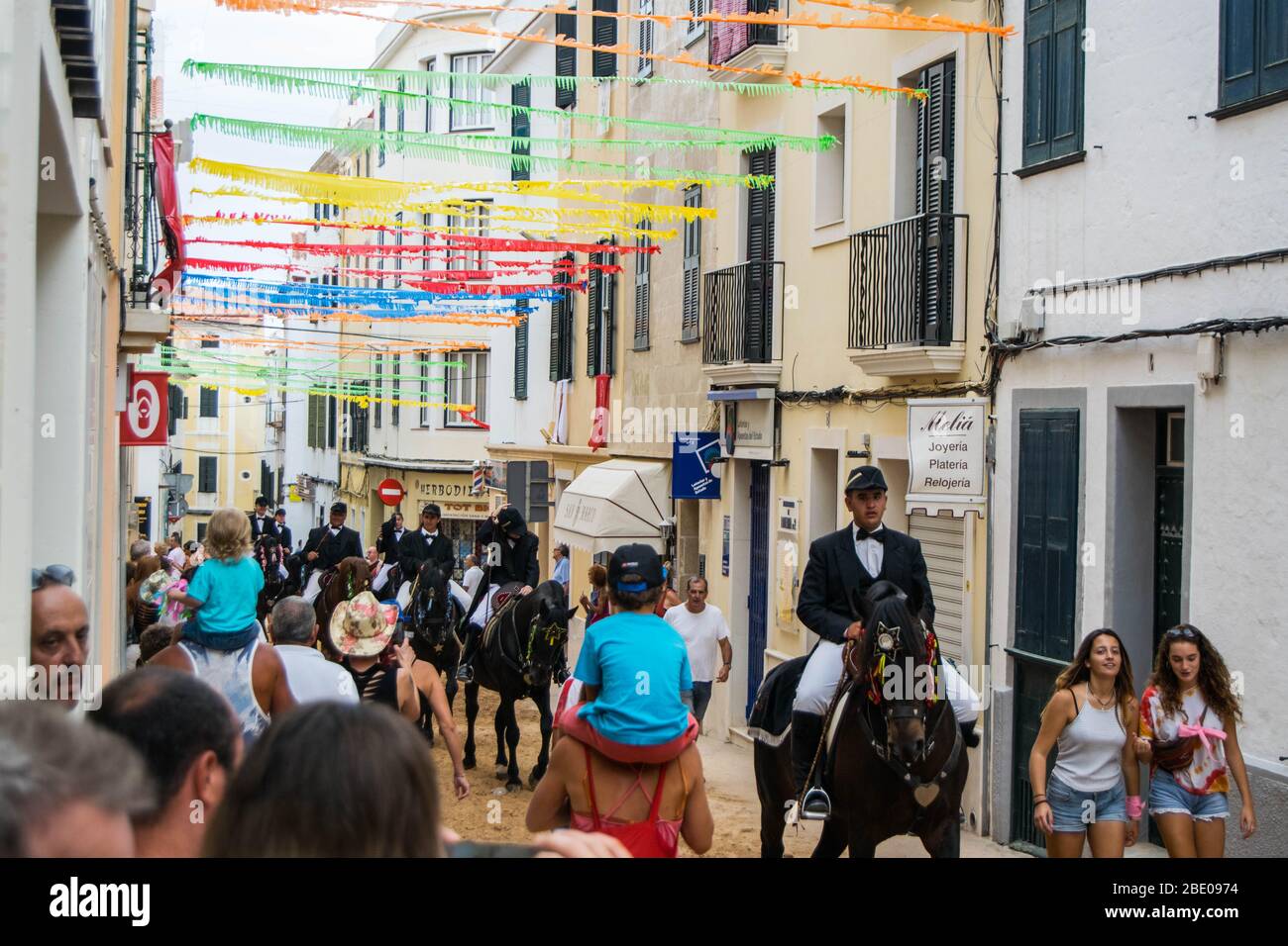 Equitazione tradizionale spagnola al Festival di Gràcia a Mahón, Minorca Foto Stock