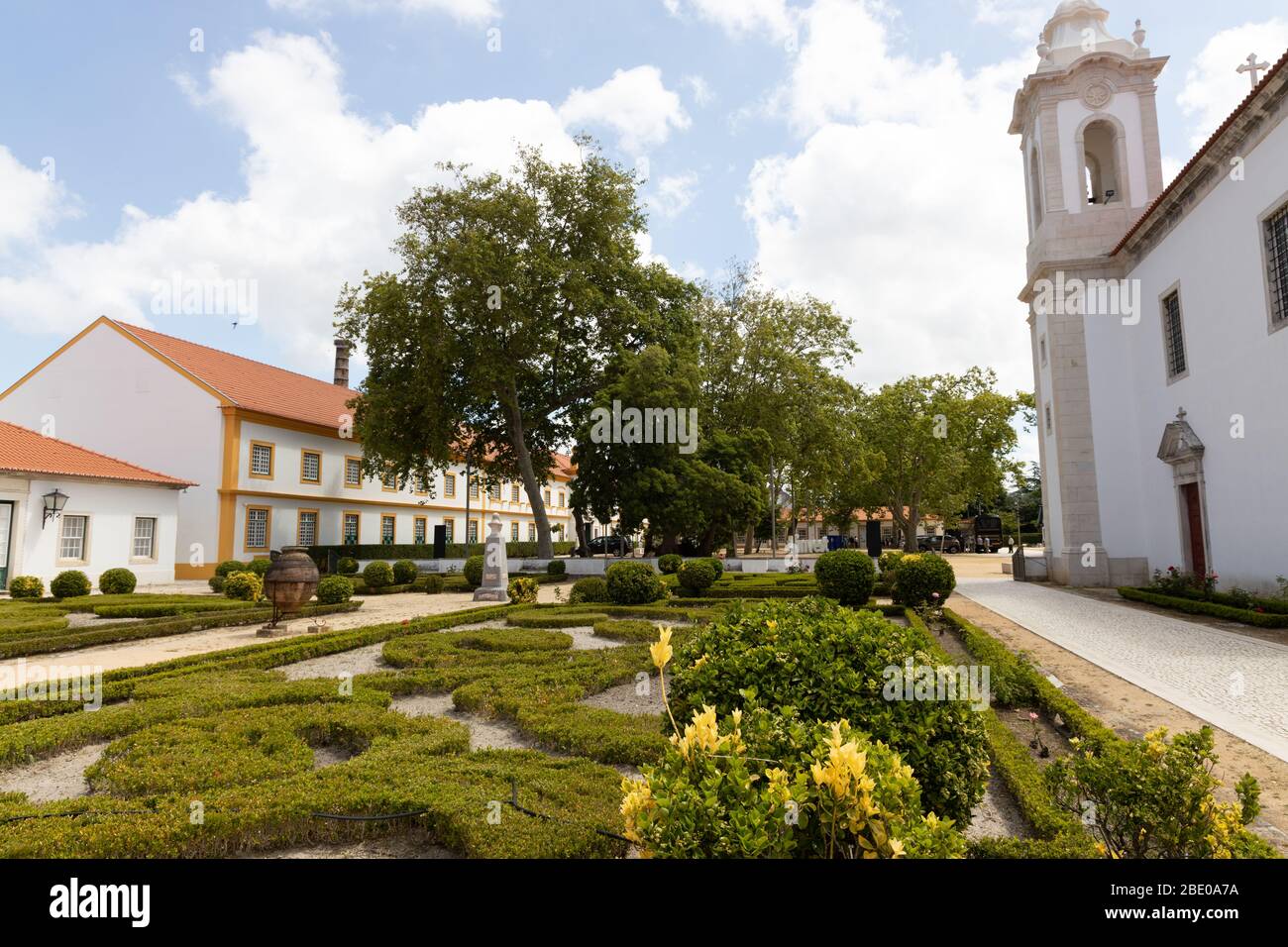 Vista Alegre nostra Signora di Penha de França Cappella e giardini presso la fabbrica di porcellana Ílhavo, Portogallo Foto Stock