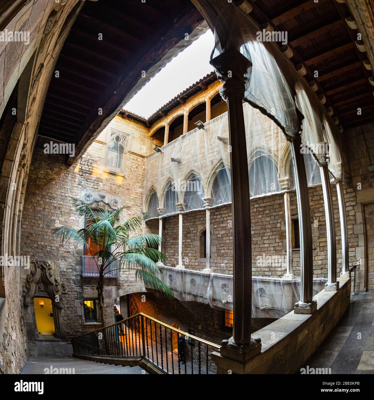 Vista panoramica sul cortile interno del Museo Picasso, Barcellona Spagna. Foto Stock