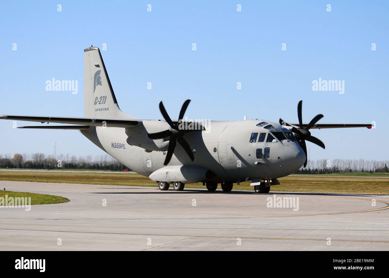 Il C-27J è una twin motore a turboelica, aeromobili di medie dimensioni airland trasporto. Il C-27J dà U.S. militari di un unico e breve-take-off-e-capacità di atterraggio, fornendo accesso a delle piste di atterraggio altrimenti irraggiungibili dal velivolo ad ala fissa. Foto Stock