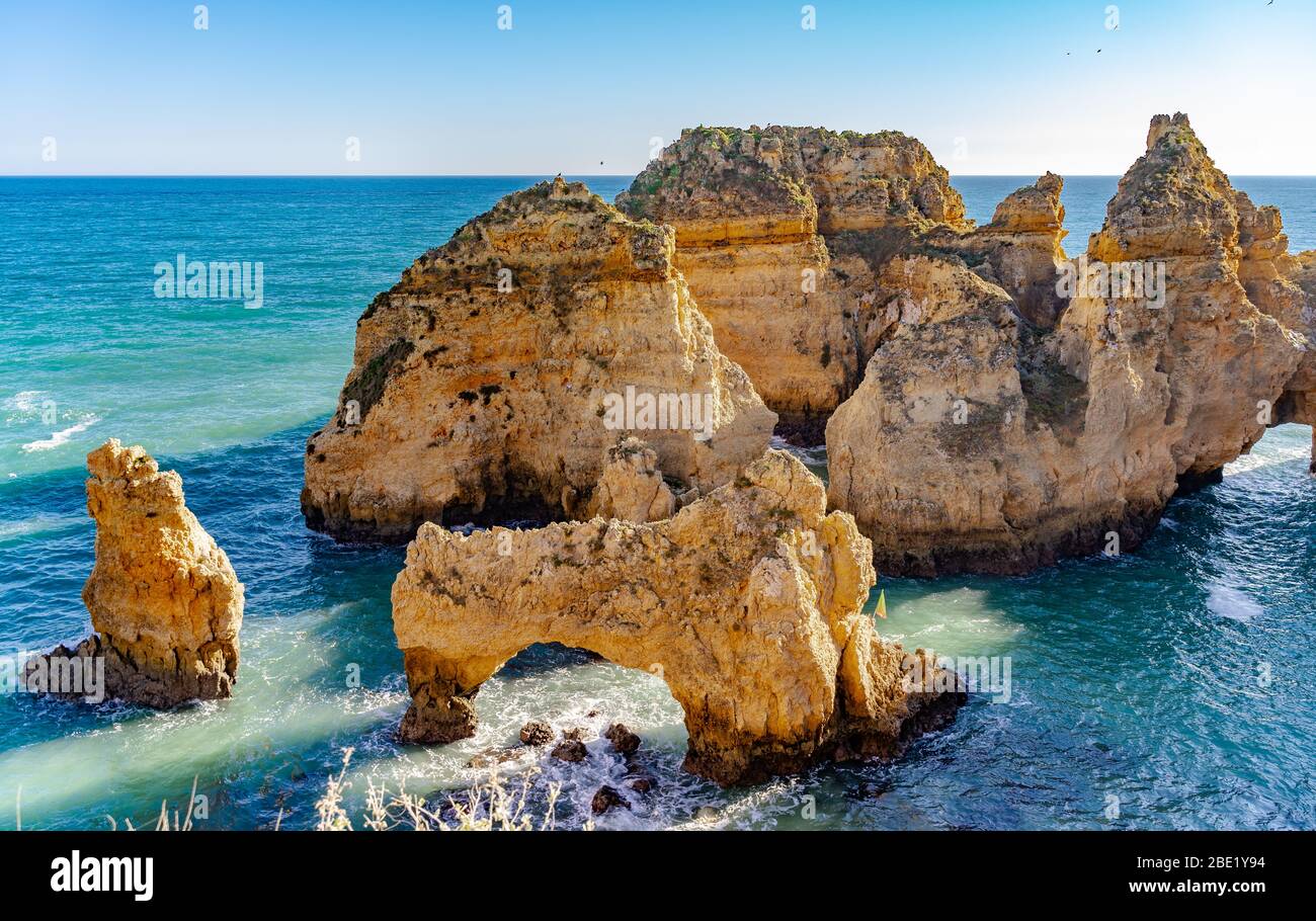 Vista panoramica di Ponta da Piedade vicino Lagos in Algarve, Portogallo. Foto Stock