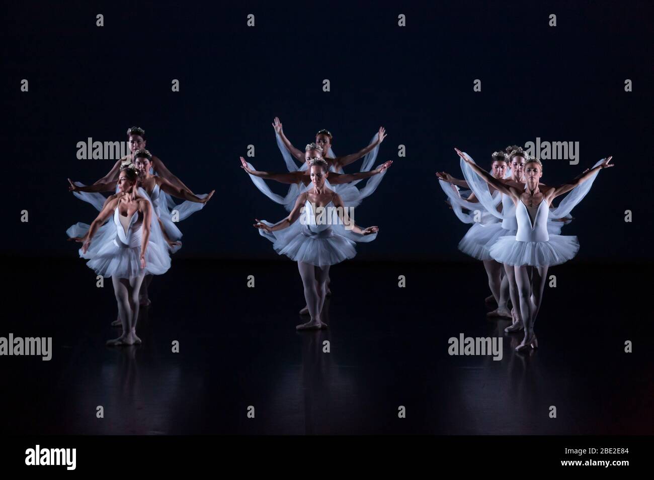 Faro, Portogallo, 11 gennaio 2020. Spettacolo di balletto classico di Atelier do movimento al Teatro das Figuras. Foto Stock