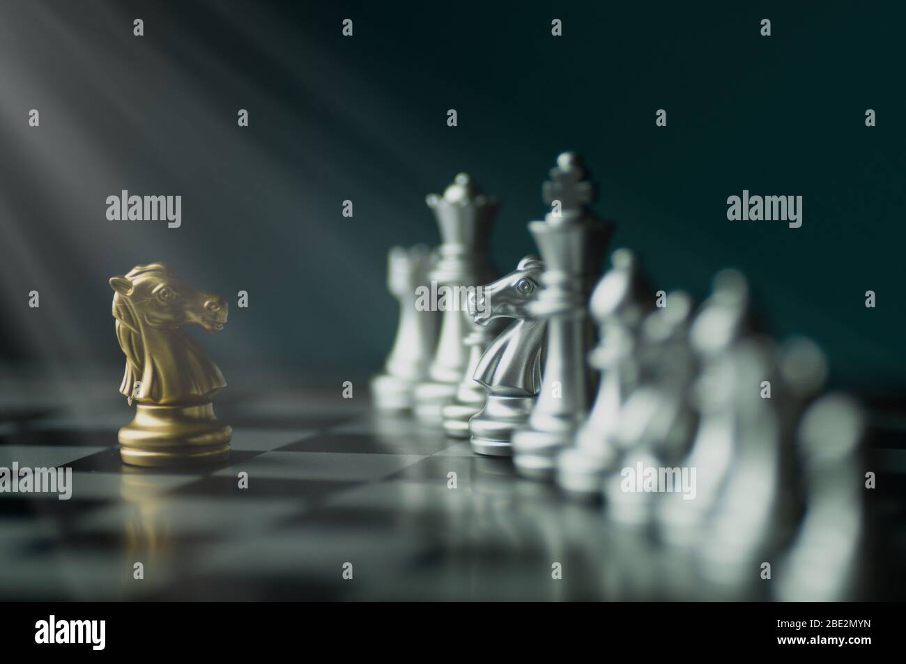 Competizione scacchica, planata e concetto di strategia Foto Stock