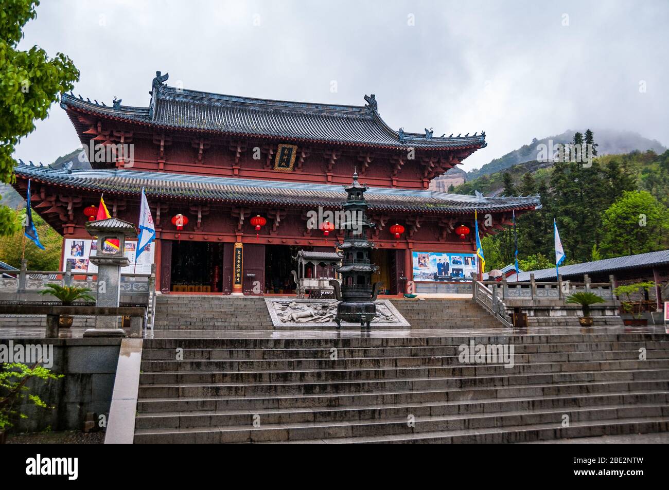 Zhengyi Temple (Daoist) nella zona panoramica di Longhu Shan, provincia di Jiangxi, Cina. Foto Stock