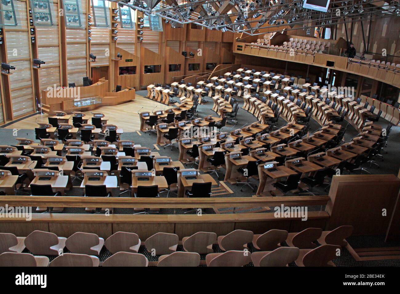 Edificio del Parlamento scozzese, interni delle camere di discussione, Holyrood, Edimburgo, Scozia, EH99 1SP Foto Stock