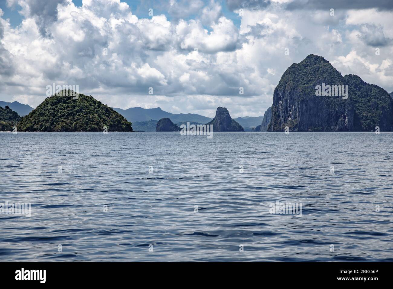 Linea costiera da El Nido, Filippine Foto Stock