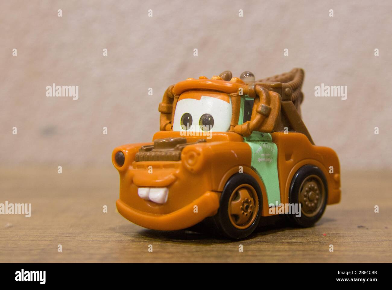 cartoon personaggi auto film mini modelli in un'atmosfera e sfondo isolamento di sfondo street look Foto Stock