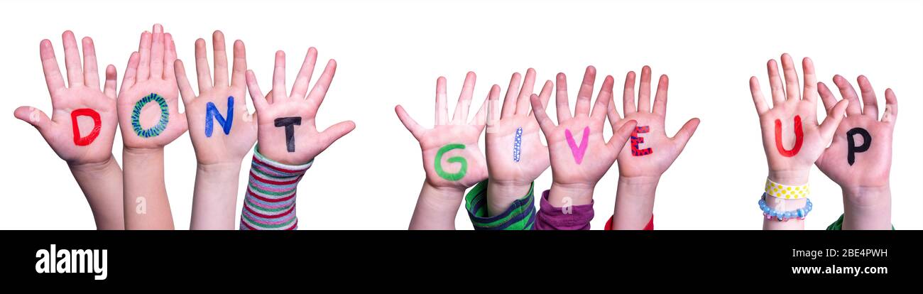 Bambini mani costruire parola non dare in su, sfondo isolato Foto Stock