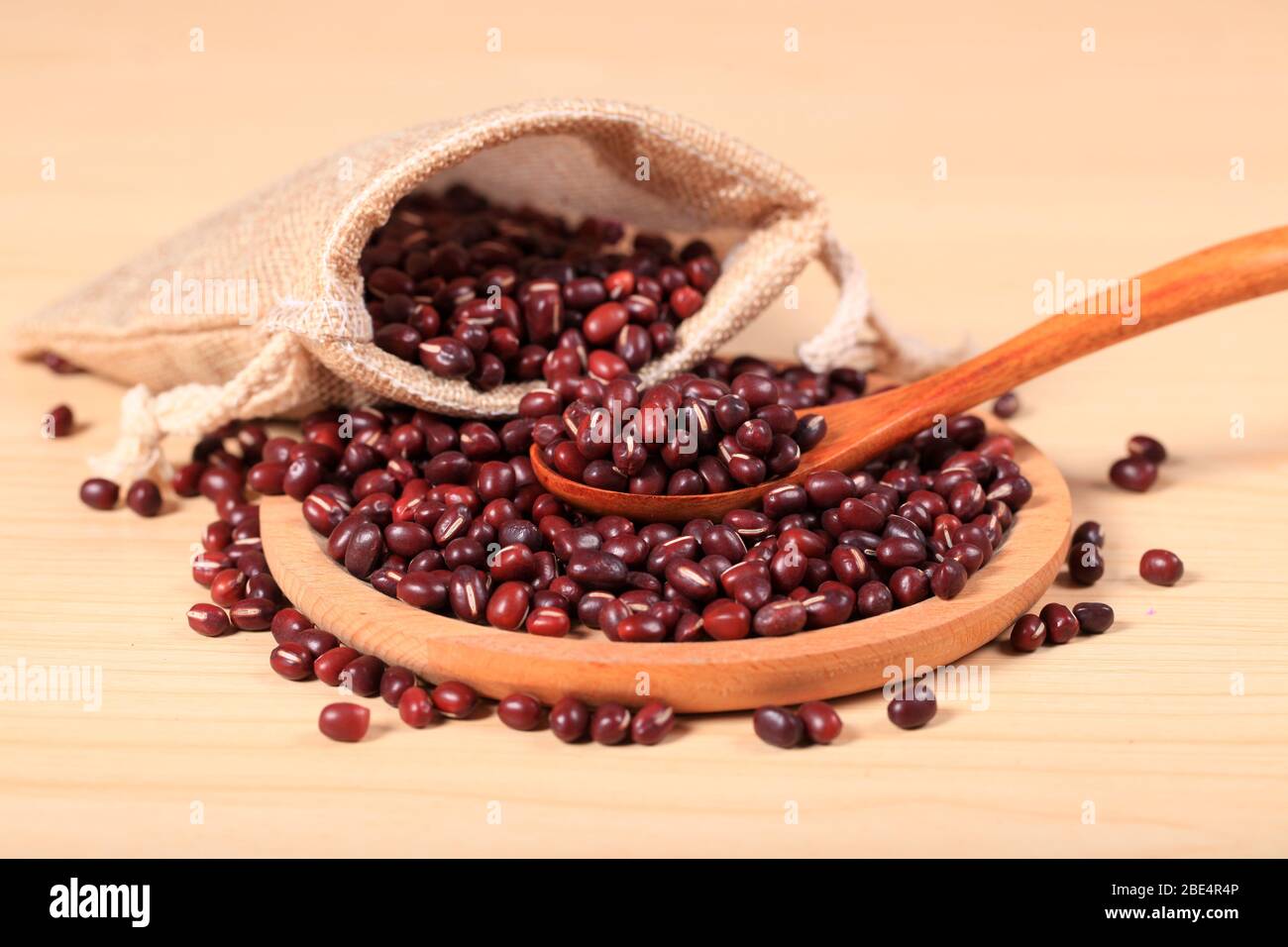 I fagioli rossi sono nel sacchetto Foto Stock