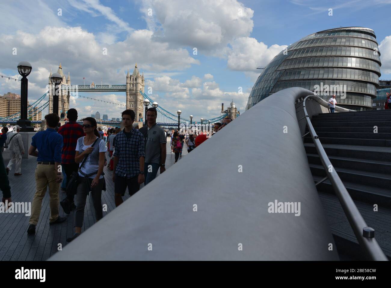 Linee principali per il City Hall di Londra Foto Stock
