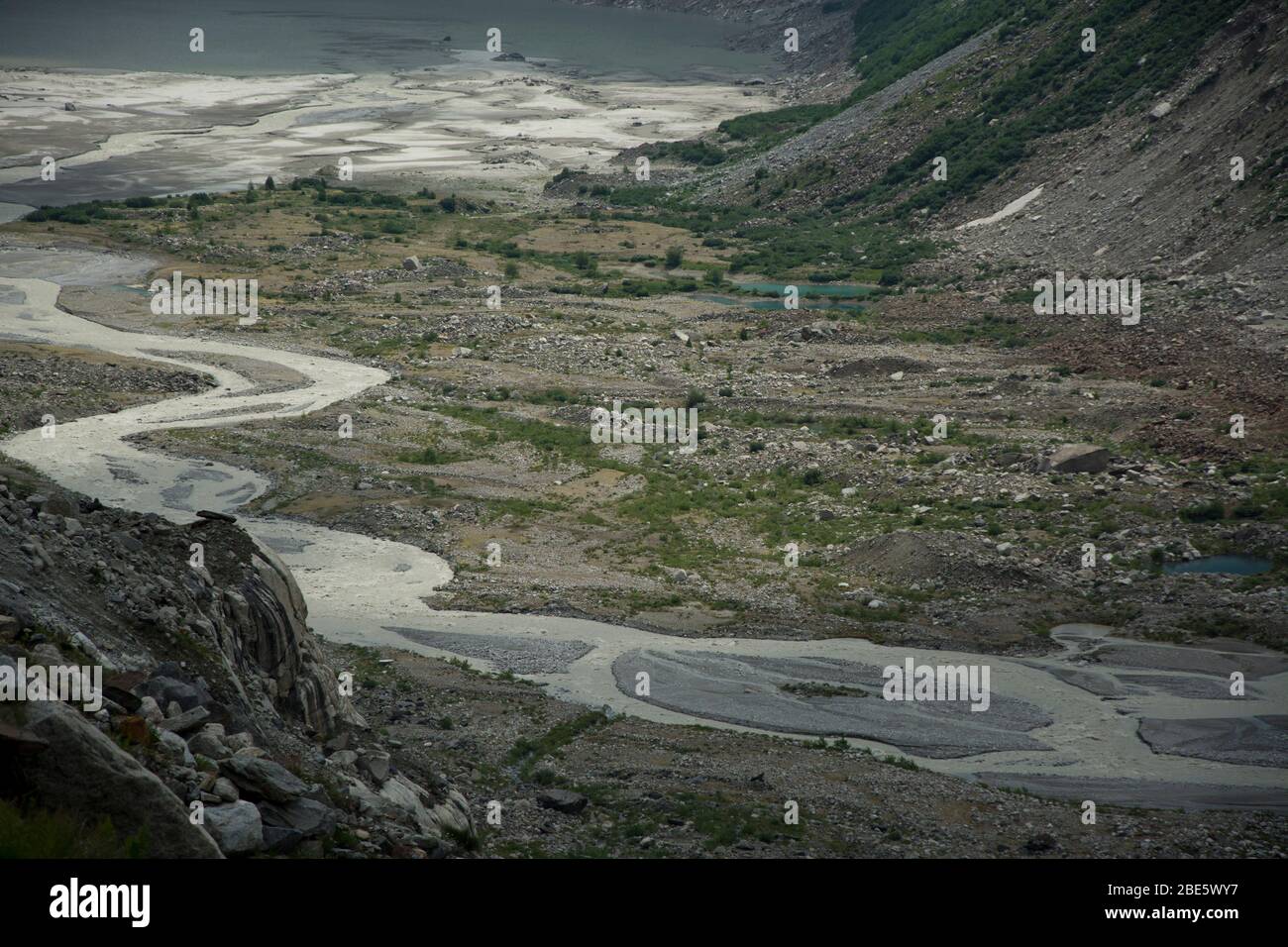 Das von der Überflutung bedrohte Vorfeld des Unteraargletscher im Berner Oberland, Schweiz Foto Stock