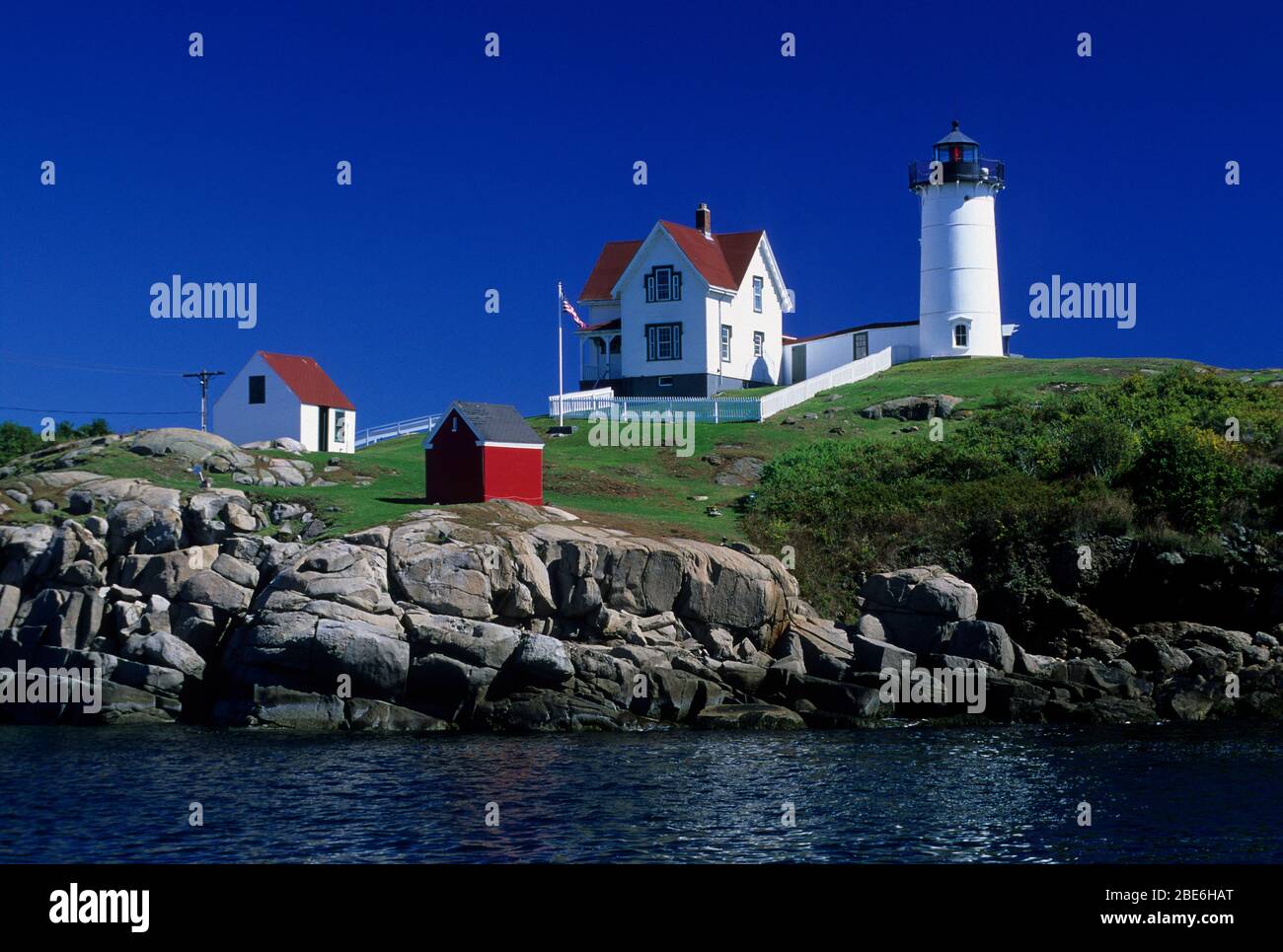 Faro di Nuble, stazione di luce di Cape Neddick, York Beach, Maine Foto Stock