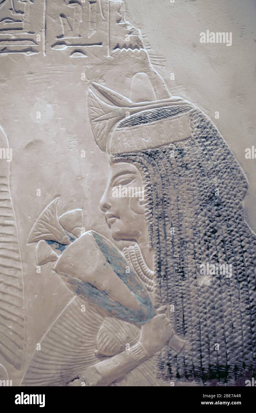 Antica arte di rilievo egiziana, il Museo del Louvre, Parigi, Francia Foto Stock