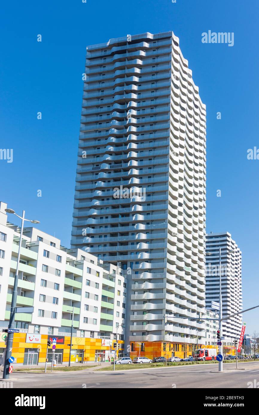 Vienna, Vienna: Alto edificio di appartamenti City Gate, nel 22. Donaustadt, Vienna, Austria Foto Stock