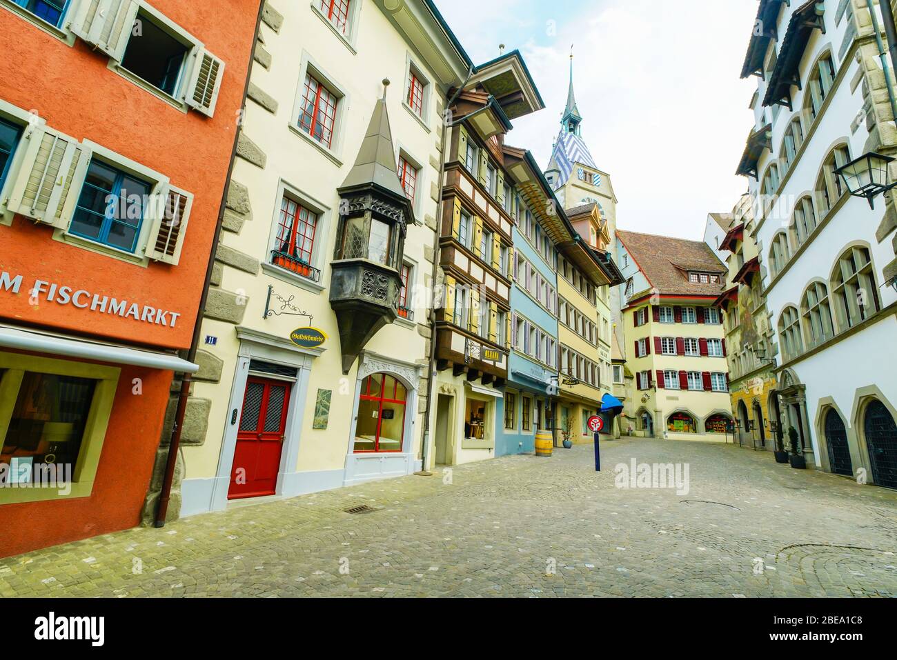 Case baia Fischmarkt nel centro storico di Zug, Svizzera. Foto Stock