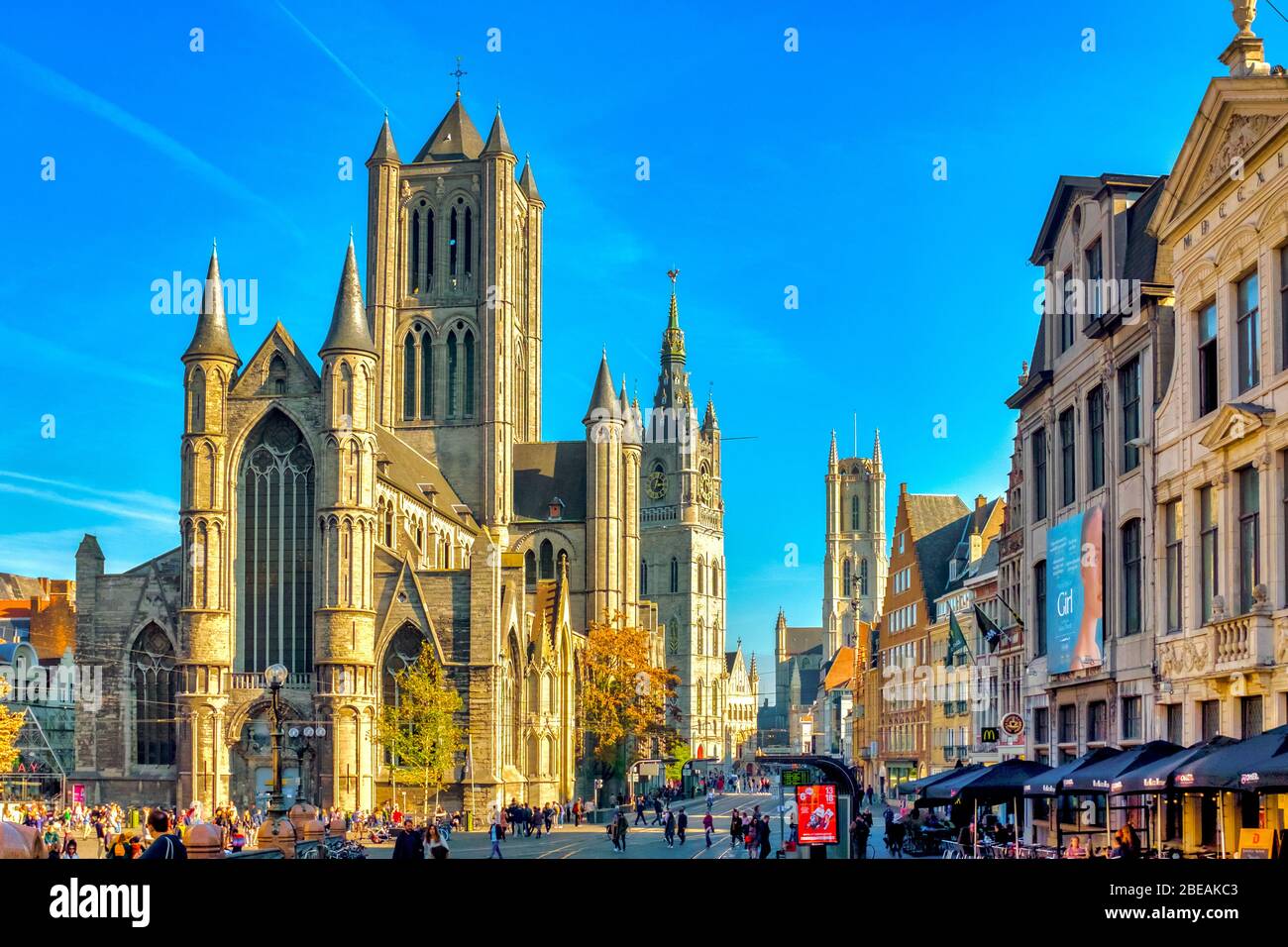 Chiesa di San Nicola e Cattedrale di San Bavo, Gand, Fiandre, Belgio Foto Stock