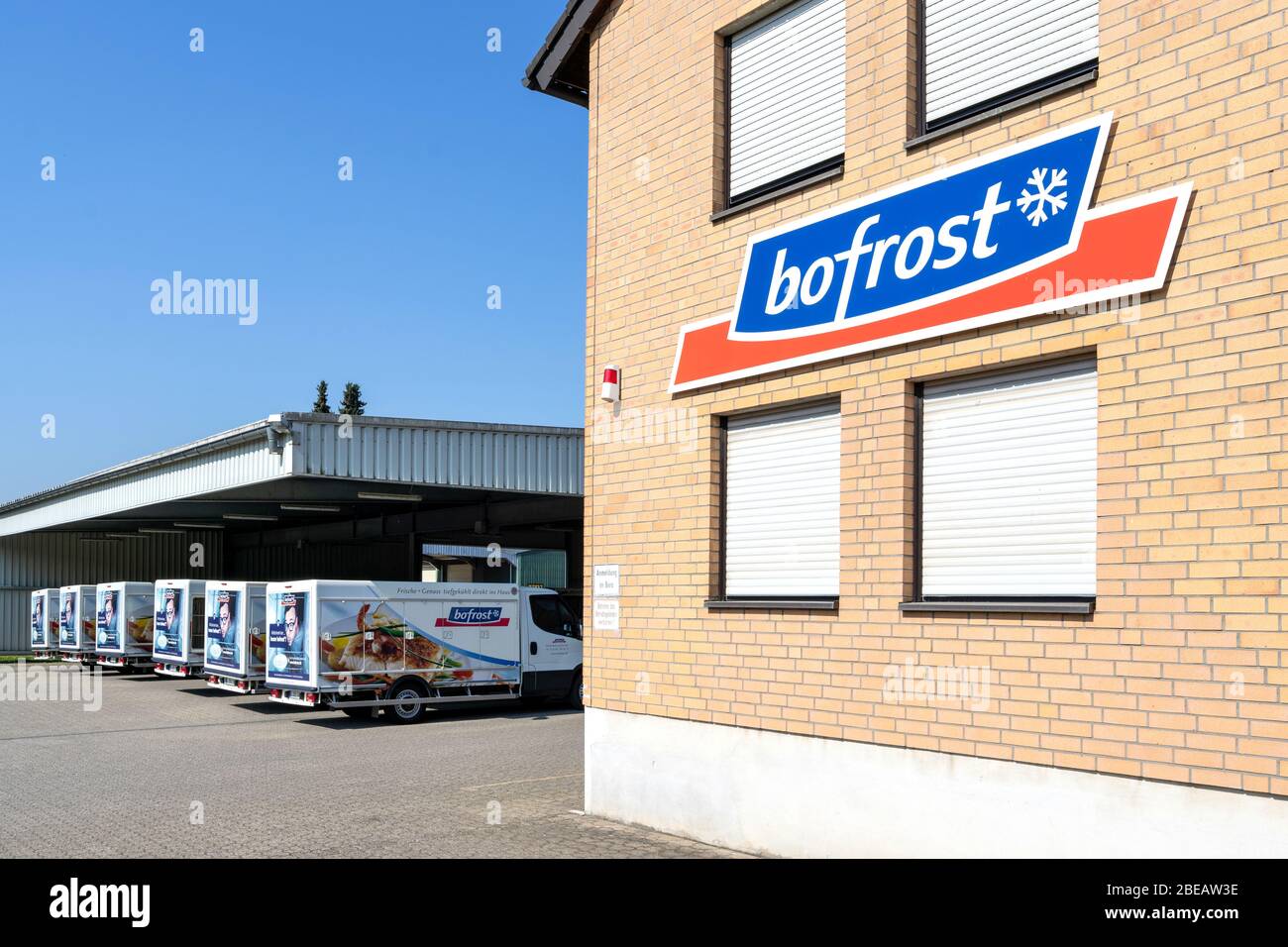 Deposito di bofrost. Bofrost è il più grande distributore diretto di alimenti surgelati e gelati in Europa. Foto Stock