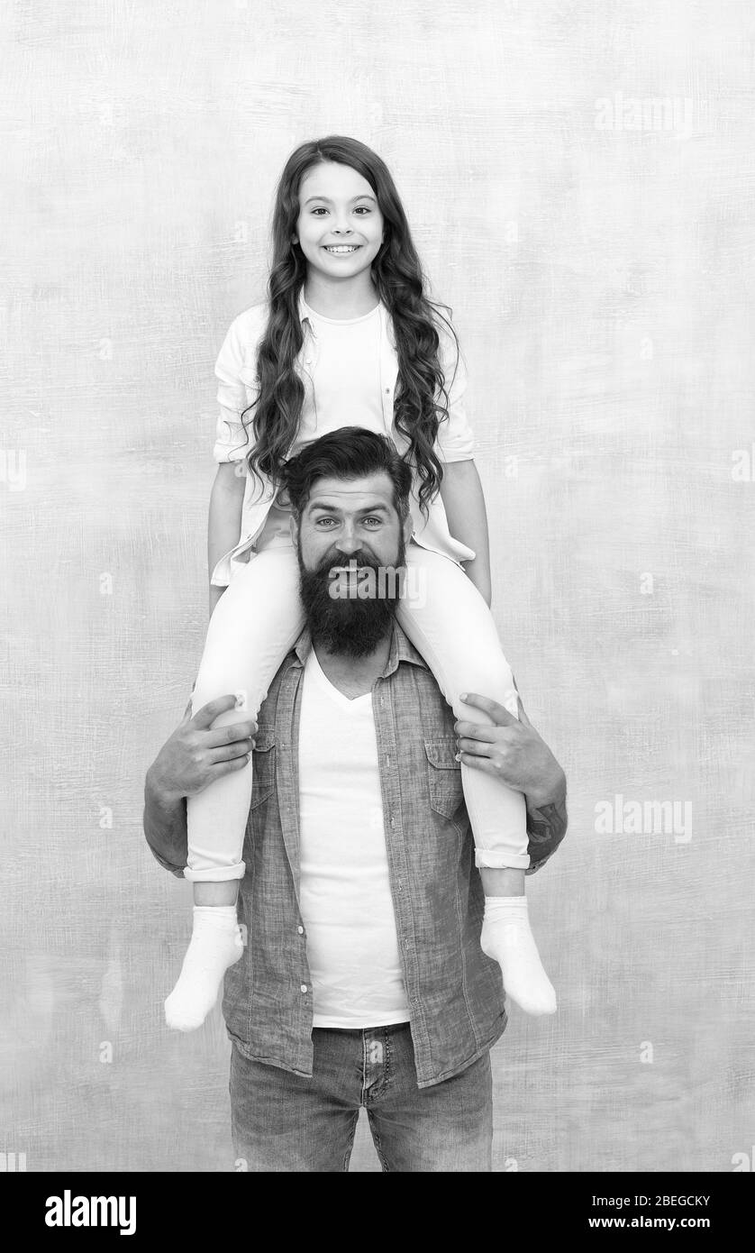 Come Papa Si Avvicina La Vita Servira Come Esempio Per La Figlia Di Costruire Proprio Vita