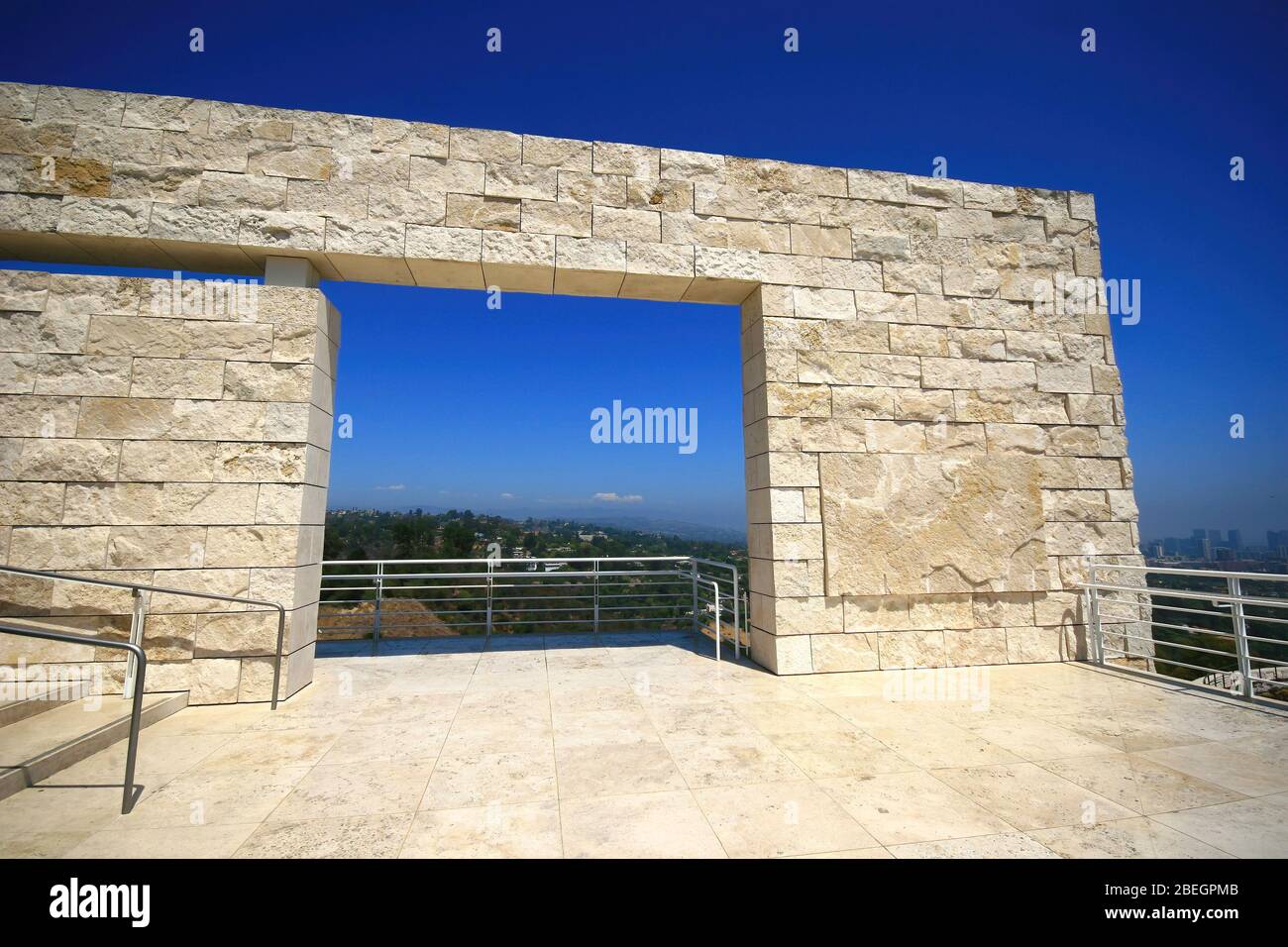 Los Angeles, 21 AGOSTO 2009 - Vista esterna del Getty Center Foto Stock