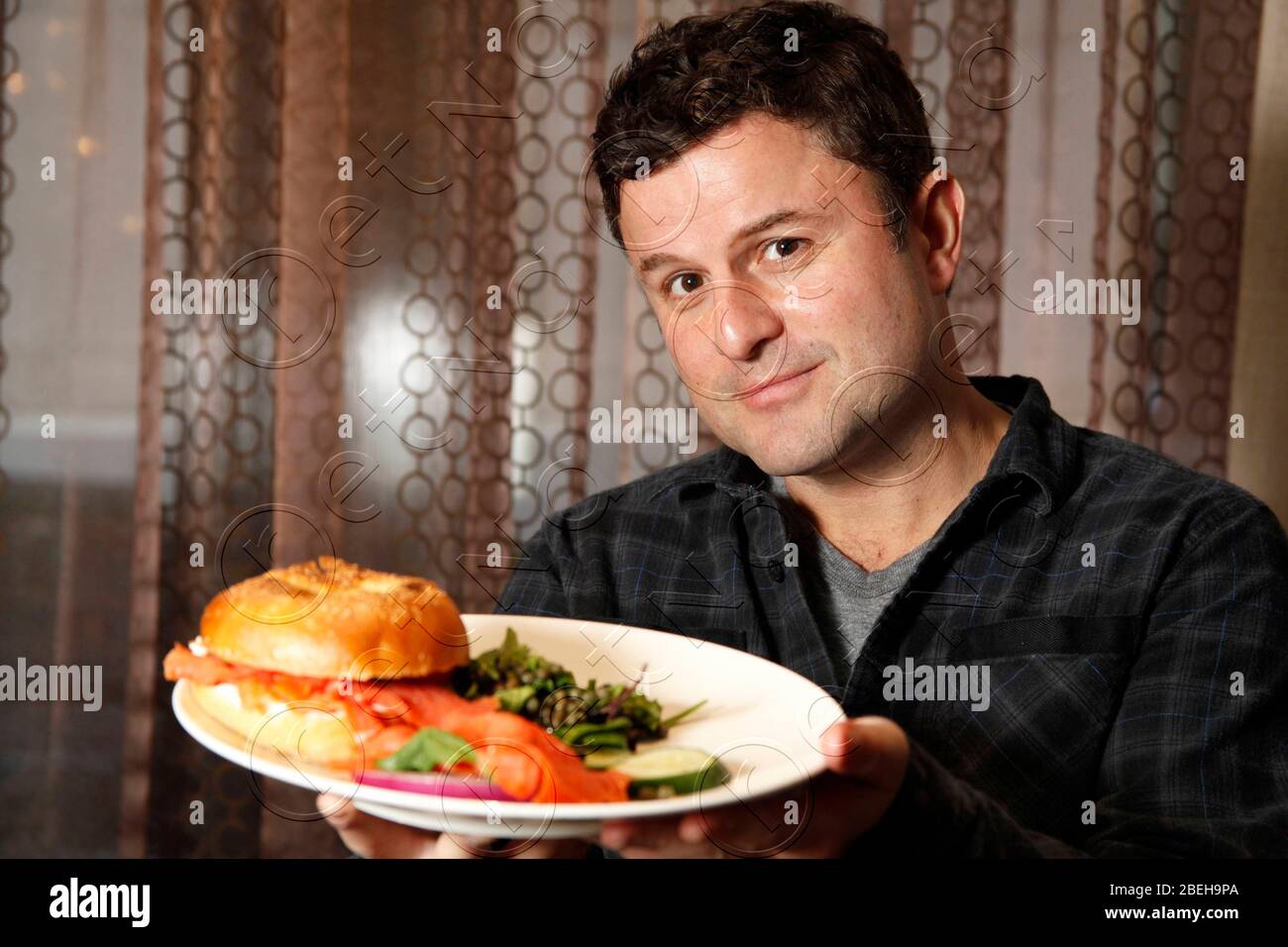 Steve Lemme di Broken Lizard fotografato a Philadelphia promuovendo il nuovo film "The Slammin" Salmon" il 10 dicembre 2009 Credit: Scott Weiner/MediaPunch Foto Stock