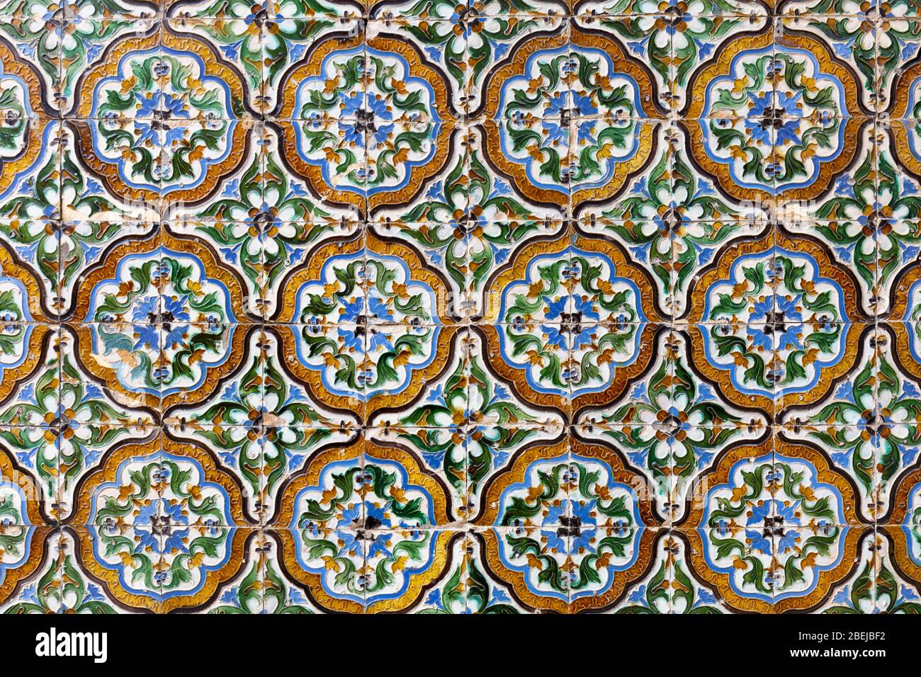 Piastrelle in ceramica nella Casa de Pilatos, o Casa di Pilato, Siviglia, provincia di Siviglia, Andalusia, Spagna meridionale. Foto Stock