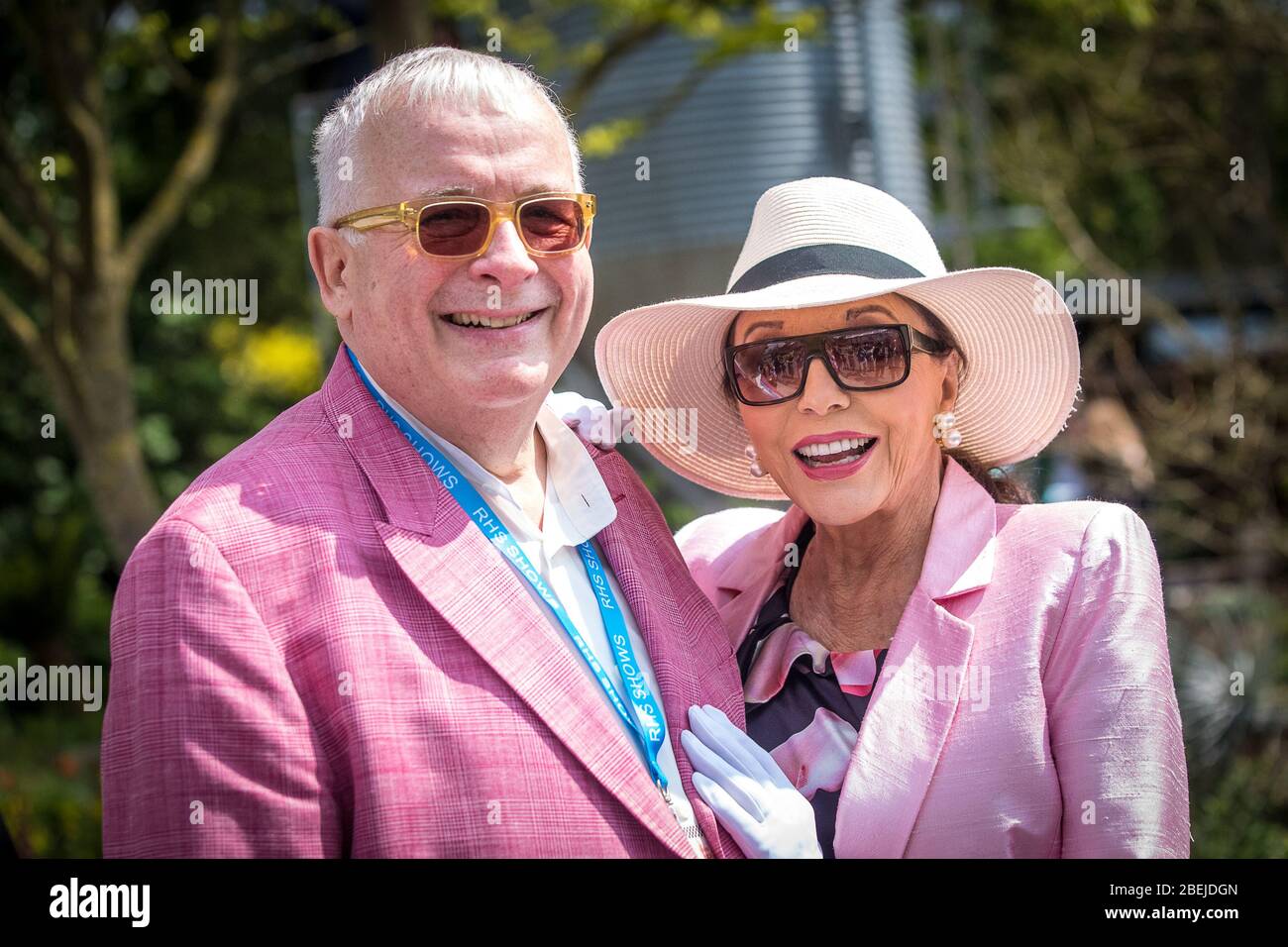 Londra, Regno Unito. Maggio 2019. Dame Joan Collins e Christopher Biggins partecipano al giorno di apertura del Chelsea Flower Show 2019. Foto Stock