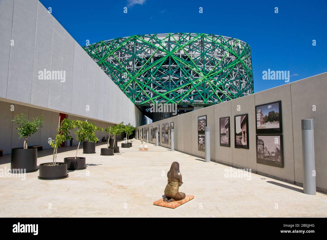 Merida Messico - 12 Febbraio 2014 - El Gran Museo del Mundo Maya a Merida in Messico Yucatan Foto Stock