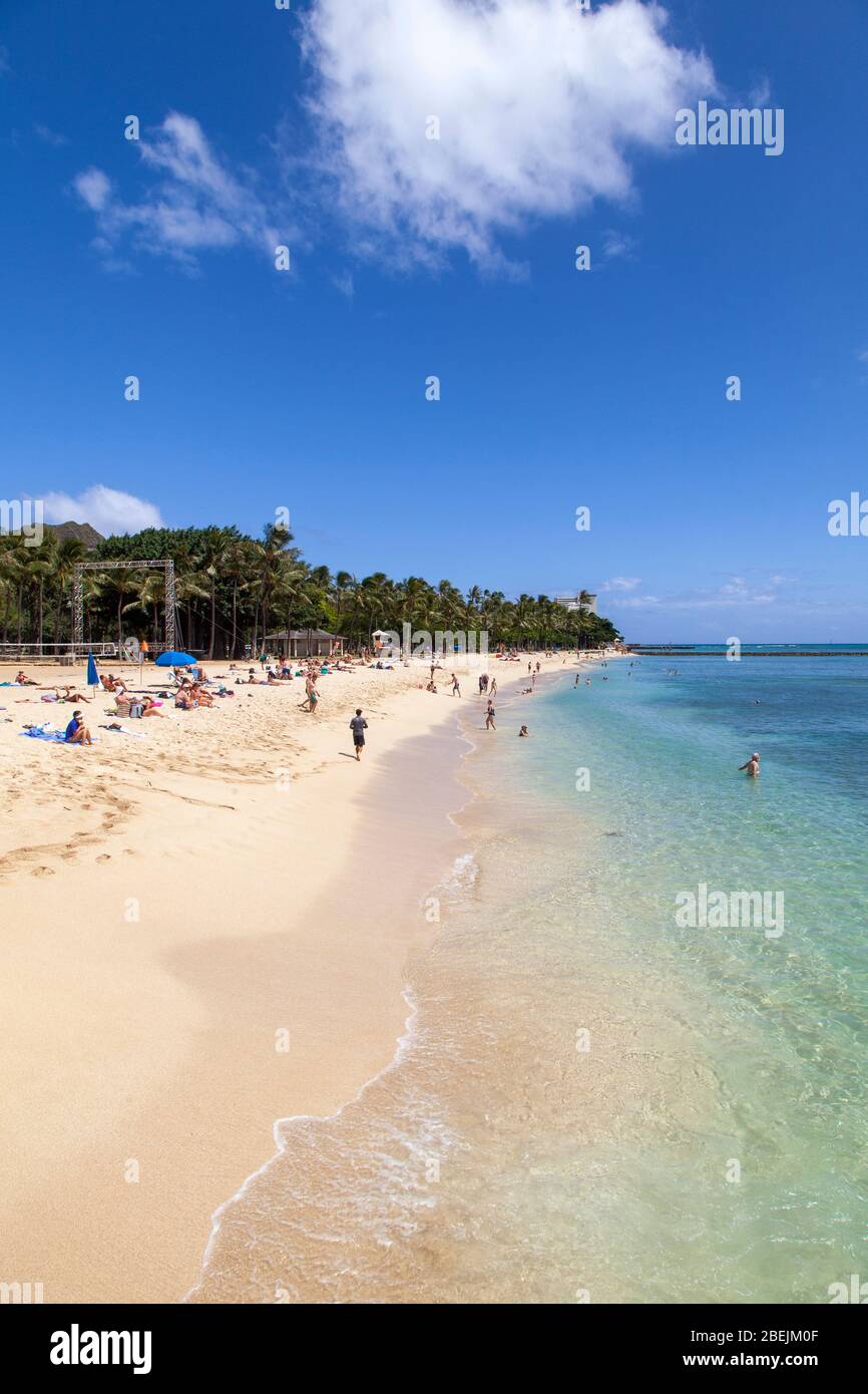 Hawaii, Stati Uniti. Oahu: Spiaggia di Waikiki, Honolulu Foto Stock
