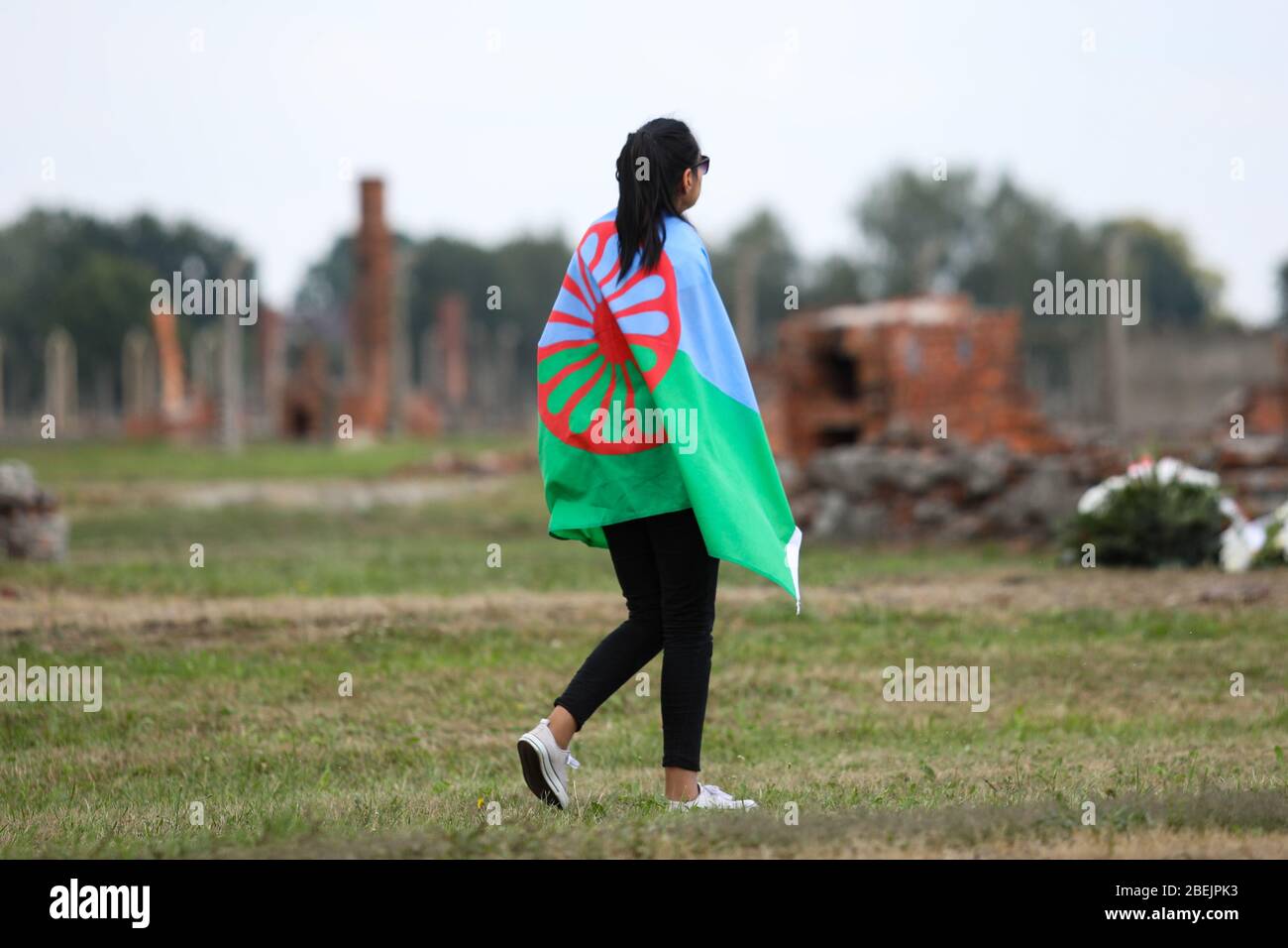 Auschwitz, Polonia - 02 agosto 2019: Commemorazione europea dell'Olocausto Rom-75° anniversario della liquidazione di Zigenerlager a KL Auschwitz-Birkenau Foto Stock