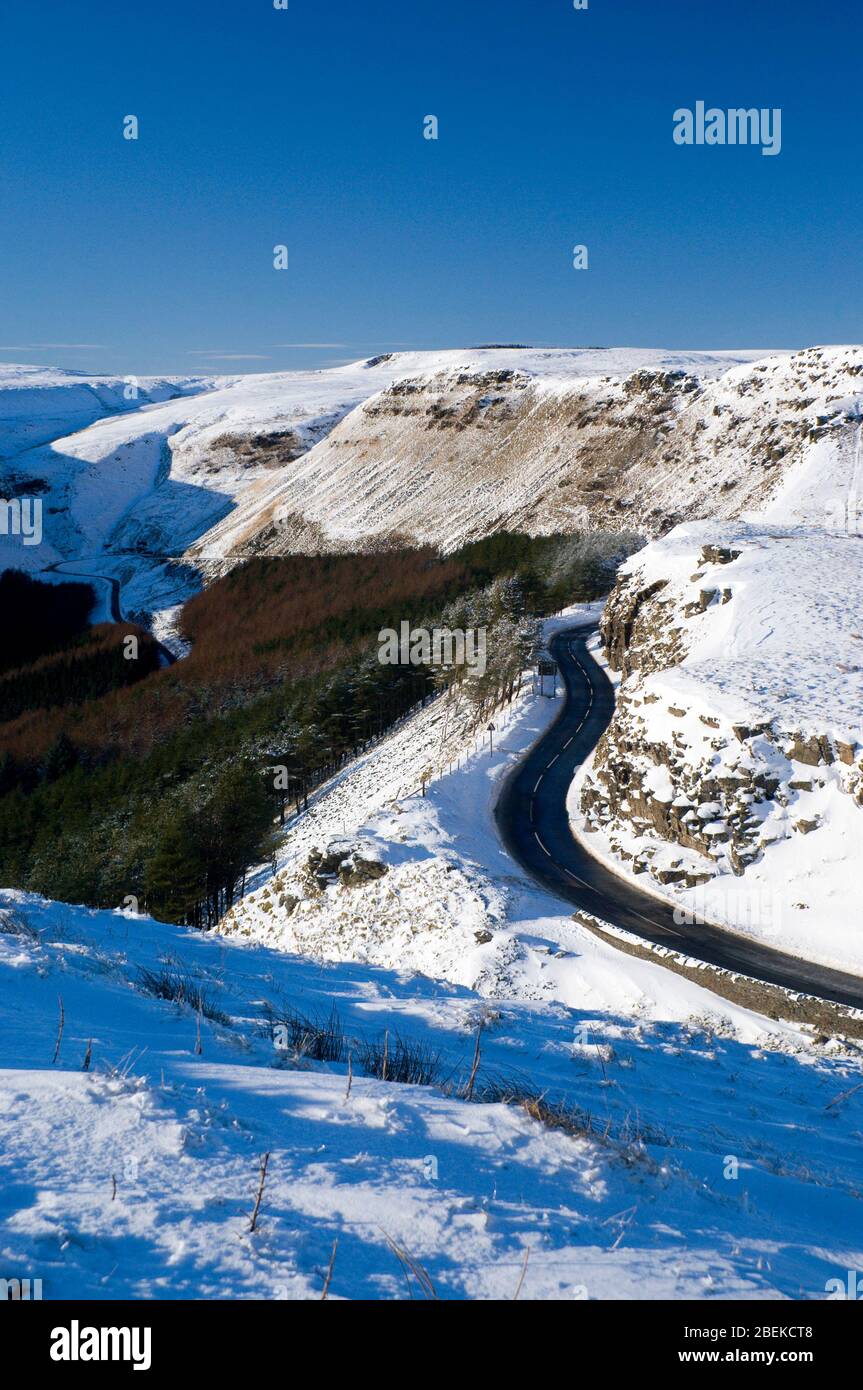 A4061 Road alla testa di Ogwr Valley, Bwlch Y Clawdd, South Wales Valli. Foto Stock